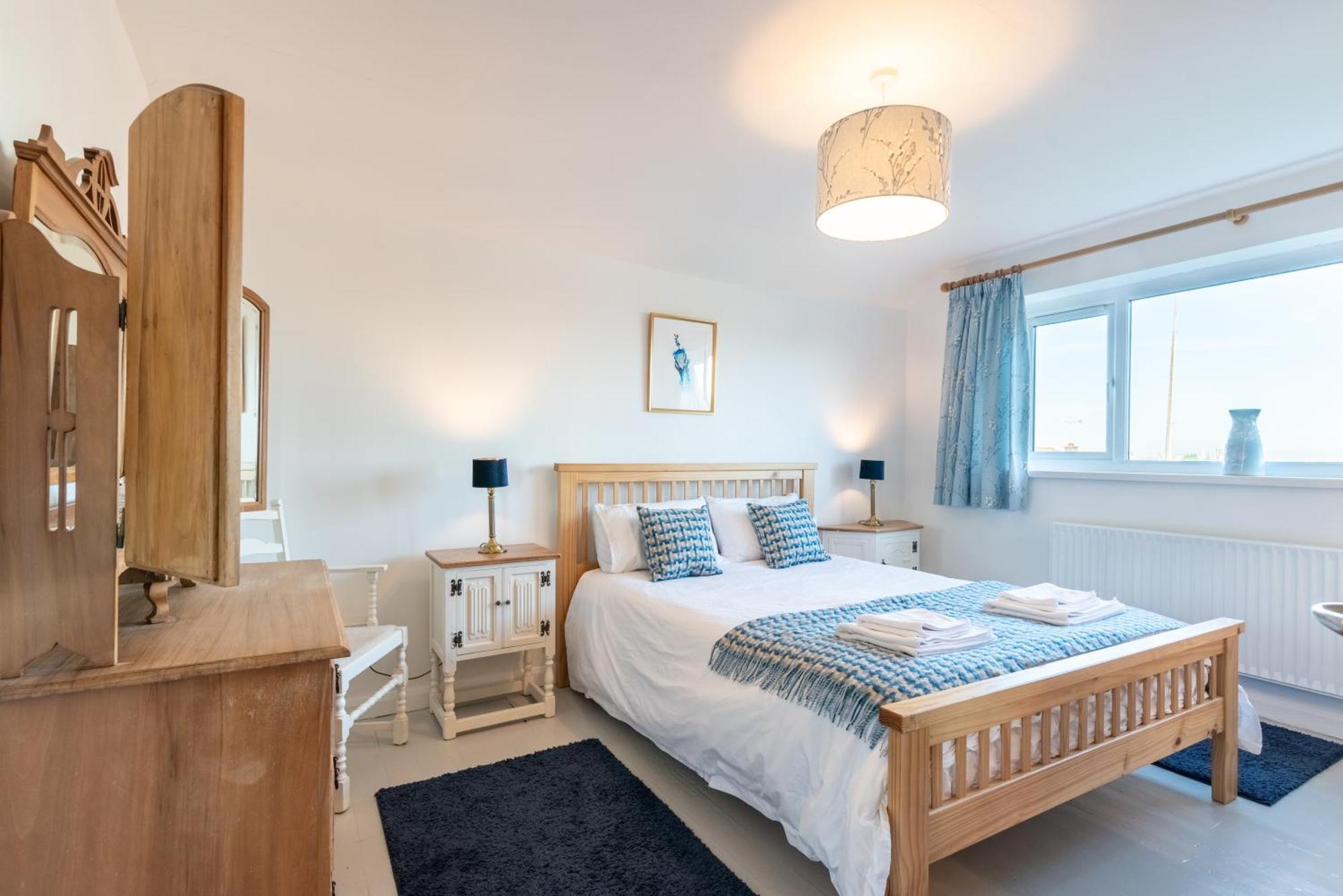 Port View House 3-Bedroom Self Catering Family Home With Garden Near Кардифф Экстерьер фото